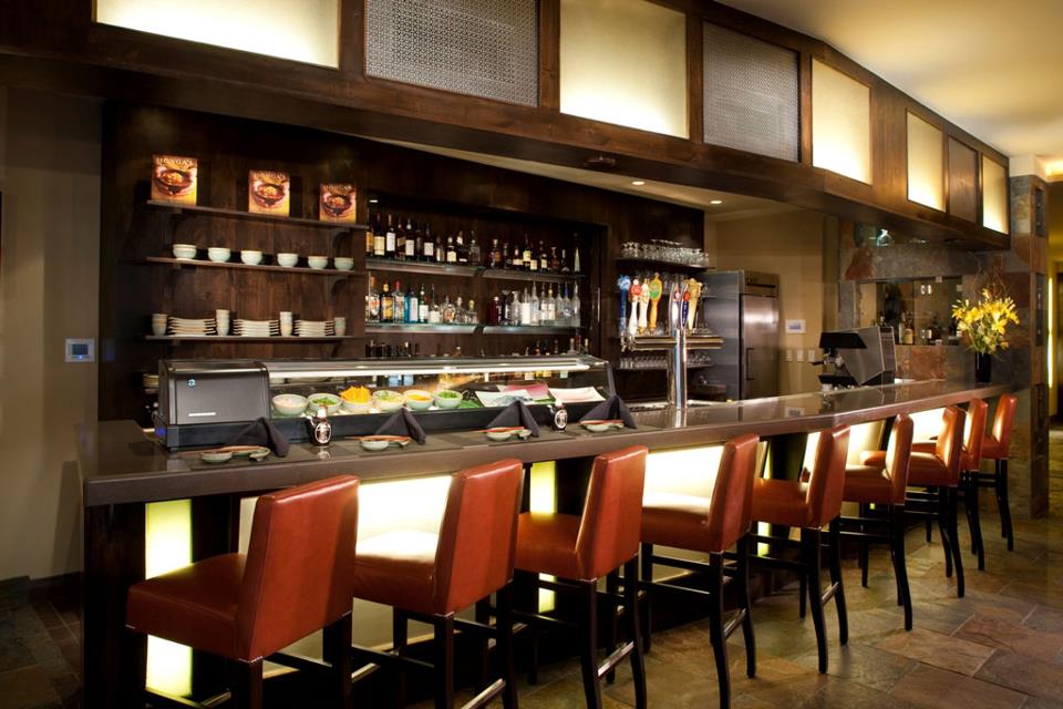 The little bar at lumière features Sushi, Tapas, lite bites and signature cocktails in an ultra chic, contemporary and hip mountain setting.