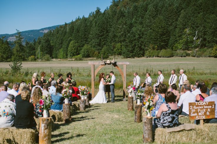 Event Styling: Belle & Bee | Flowers by Bride's sister