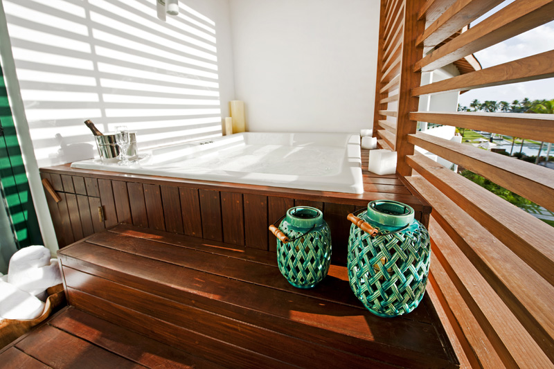 Enjoy a relaxing bath in this beautiful soak in tub.