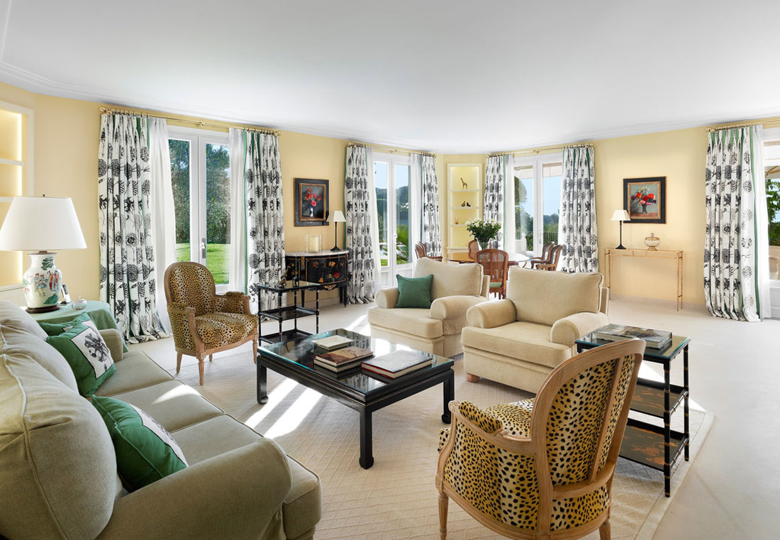 Villa Eleana sitting room
