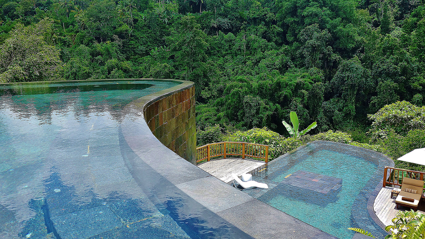 It is set in 3.2 hectares of stunning jungle landscape on an almost 45 degree incline, with 8 levels accessed by funicular and is located 20 minutes north of Ubud, Bali’s cultural and spiritual center.