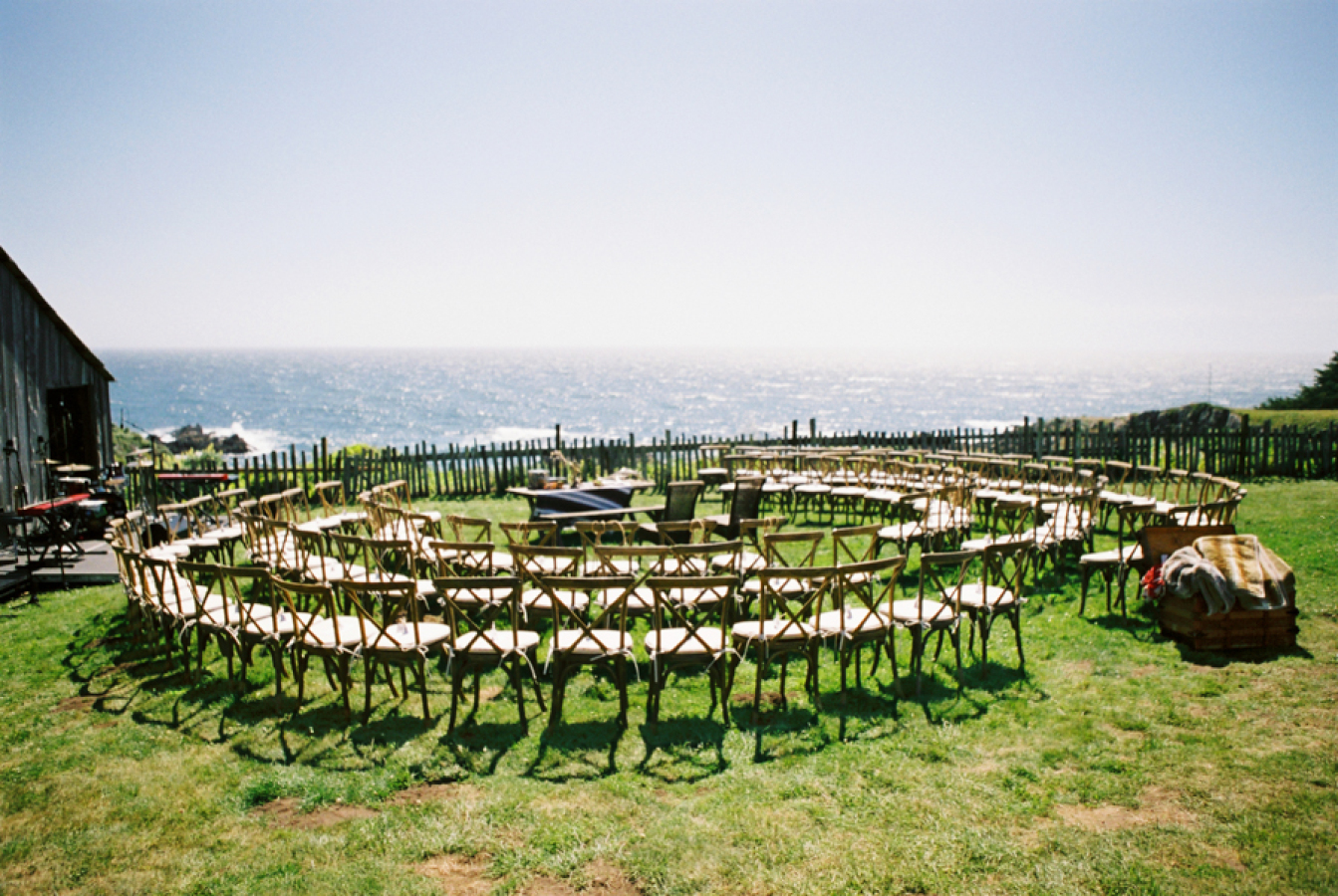 Event & Floral Design: Scott Corridan Design | Day of Coordinator: L'Relyea Events | Rentals: Diversified Stage Encore Events Rentals