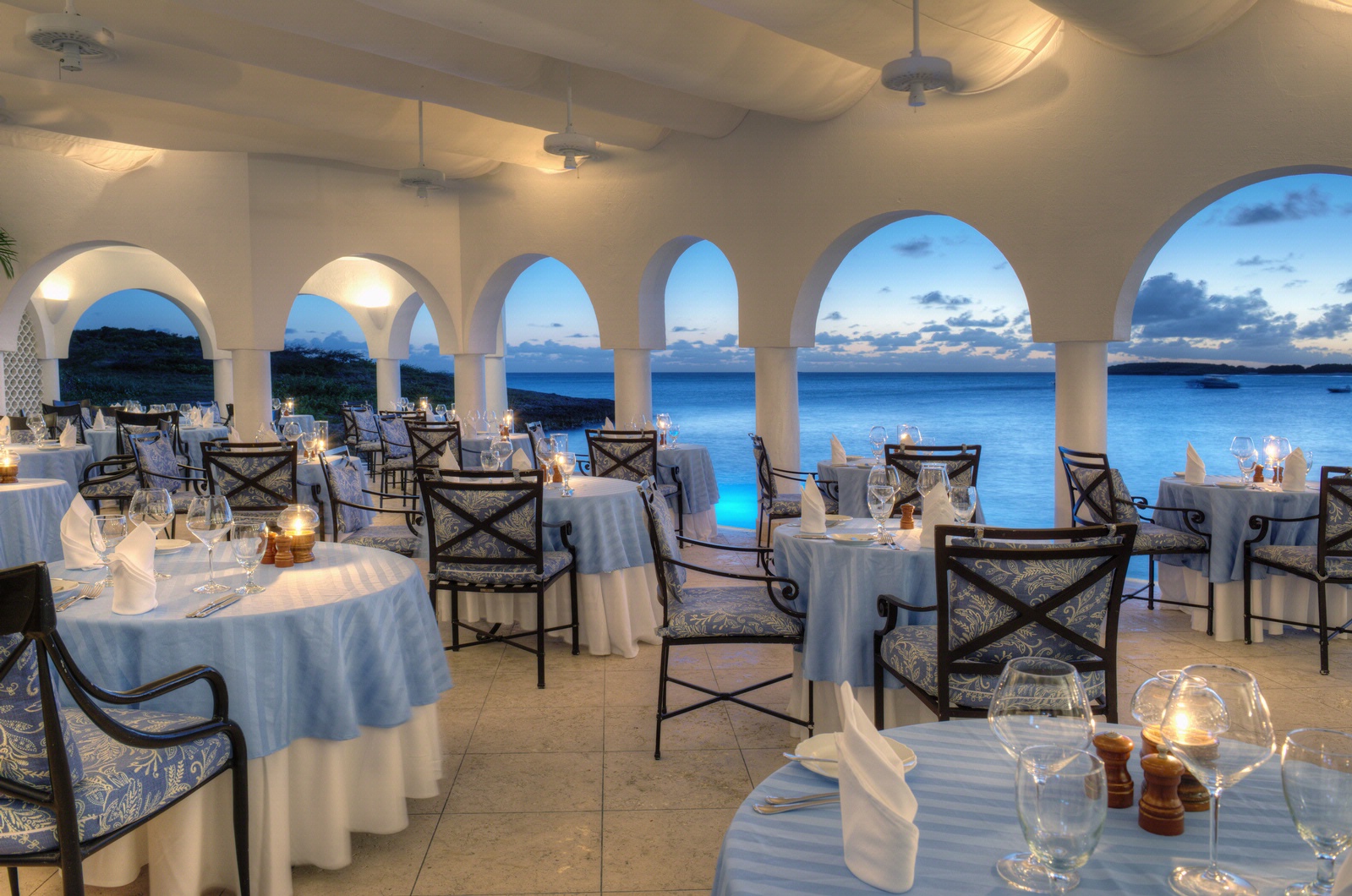 To accompany world-class dinners at Pimms, the resort’s Wine Spectator “Award of Excellence” list offers choices from its 3,200-bottle inventory.