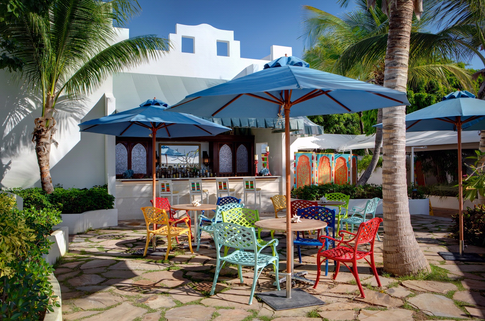 Outdoor patio at Blue.