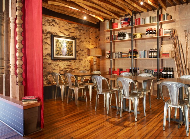 Our rustic, vintage decor provides the perfect setting for any event with a timeless, elegant atmosphere that will make all your guests feel welcome.