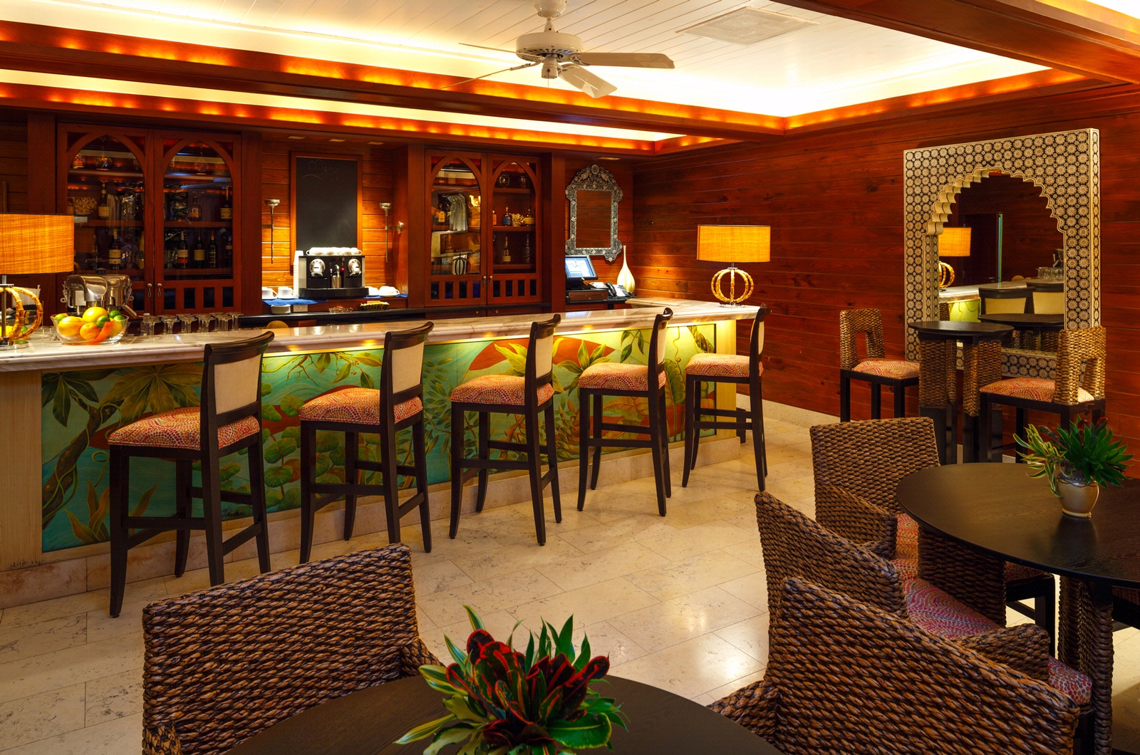 Grab a drink at Maundays Bar.