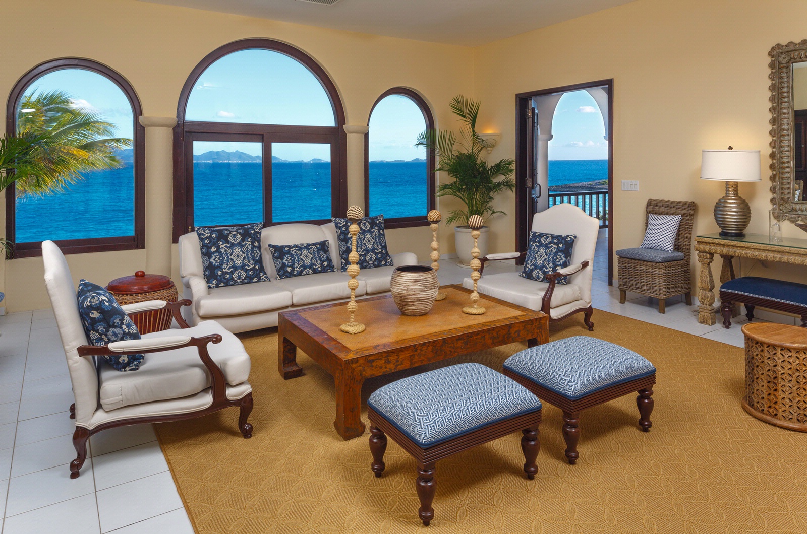 Pool Suite Living Room