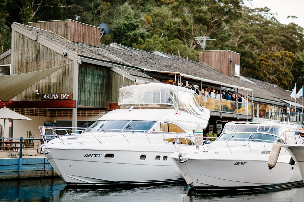 Pilu at Akuna Bay is located in the picturesque Ku-ring-gai Chase National Park, and is just 40 minutes from the Sydney CBD.