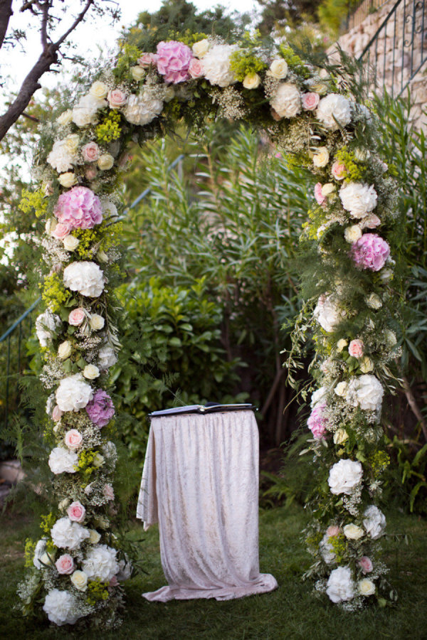 Wedding Planning: Lavender & Rose Weddings | Floral Design: Wayne Riley Flowers