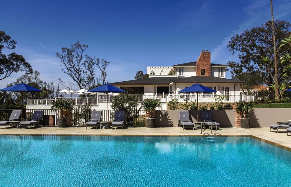 Modern additions to the expansive outdoor swimming pool and new beautifully appointed boutique spa enhance the El Encanto journey for today's luxury-seeking guest.