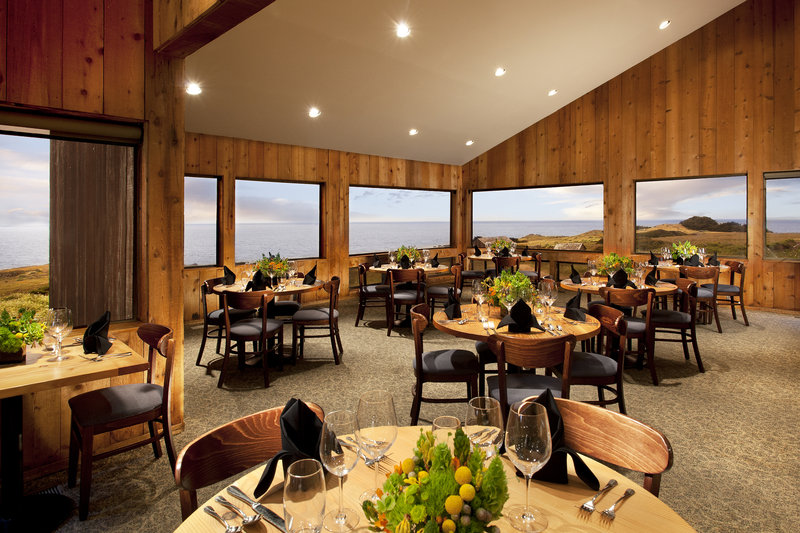 Our Chef creates seasonal catering menus, sure to please your guests, which are created with local and organic ingredients.