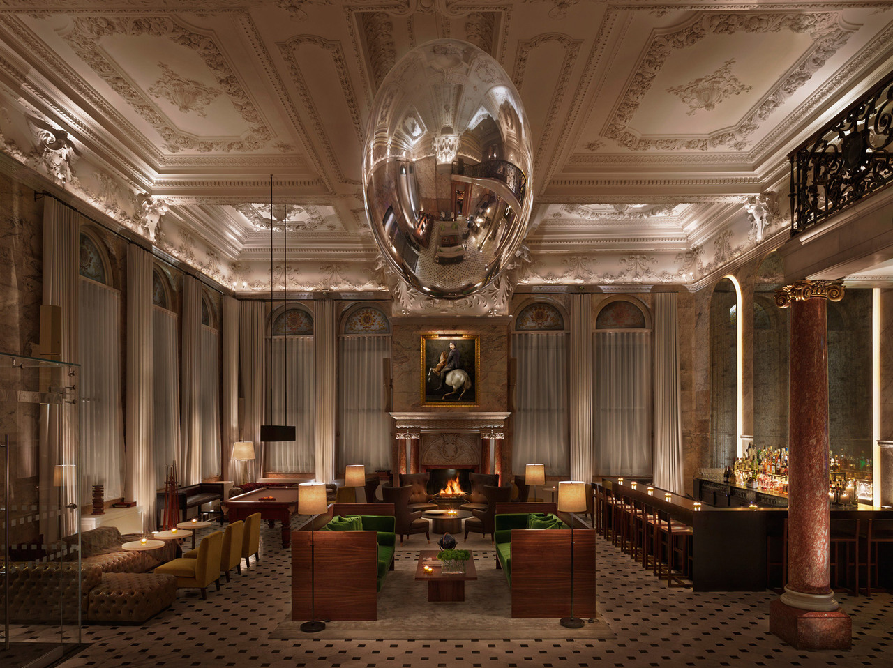 The Lobby and Lobby Bar invite you to cozy up to the fireplace, enjoy a friendly game of snooker or sample a bespoke cocktail.