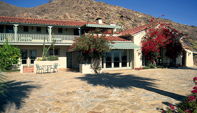 Then known as Ojo del Desierto, or Eye of the Desert, the beautiful 4,100 square foot Medieval home evokes the grandeur and opulence of the roaring 20s.