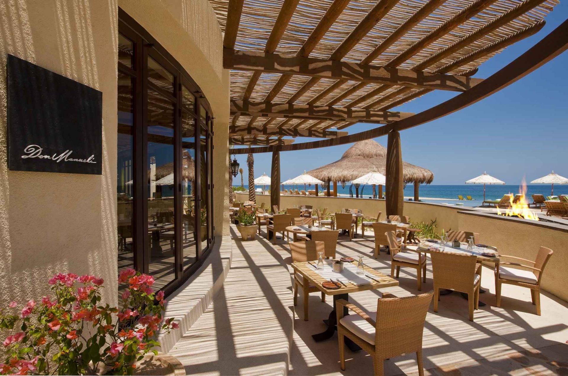 Our intimate venue facilities make The Resort at Pedregal the perfect location for Cabo San Lucas events, executive retreats and meetings of various sizes.