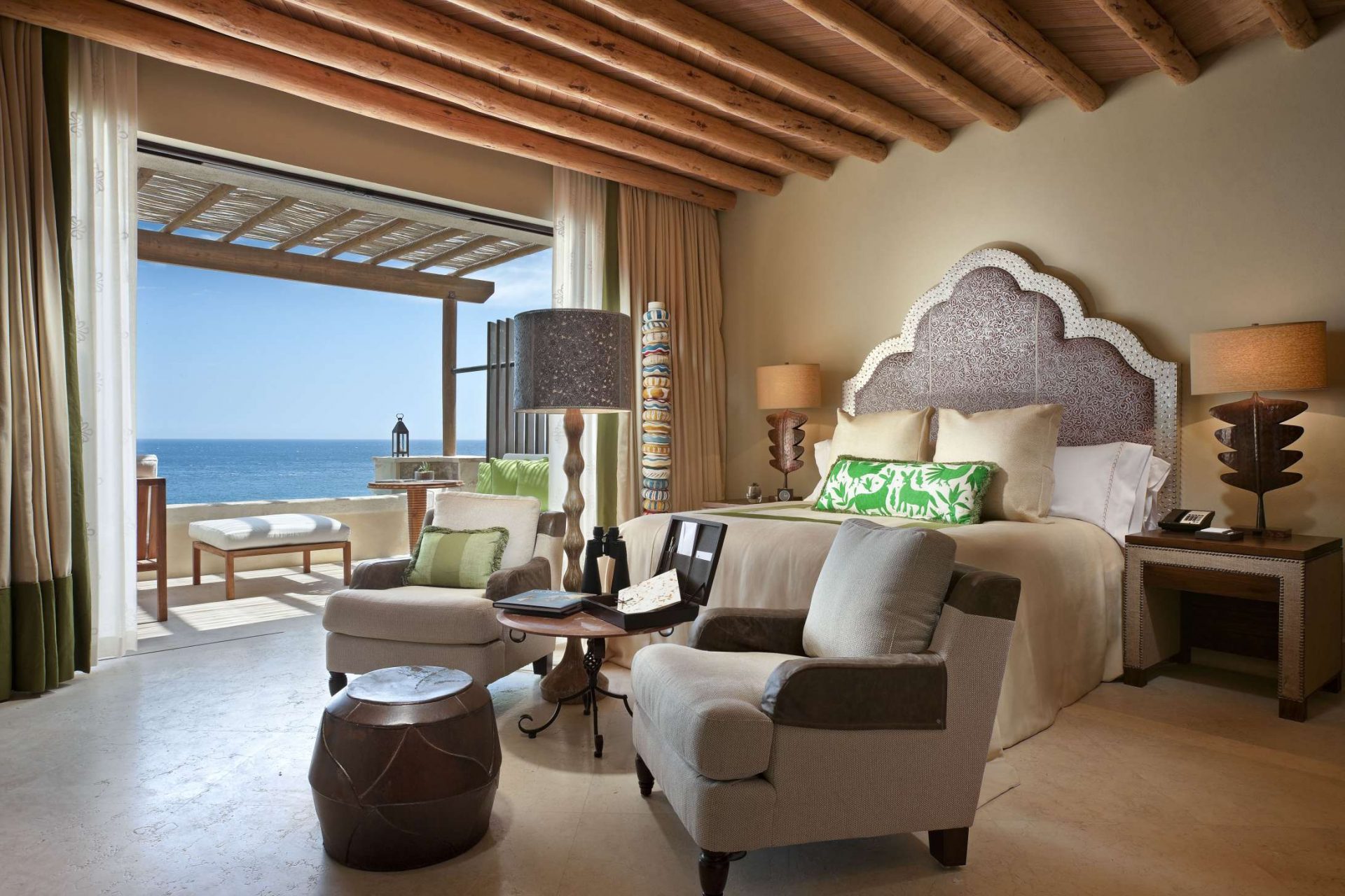 Well-adorned and offering an air of sophistication, each of our guestrooms serves as a stunning retreat where you can relax, indulge and explore Baja California's many adventures.