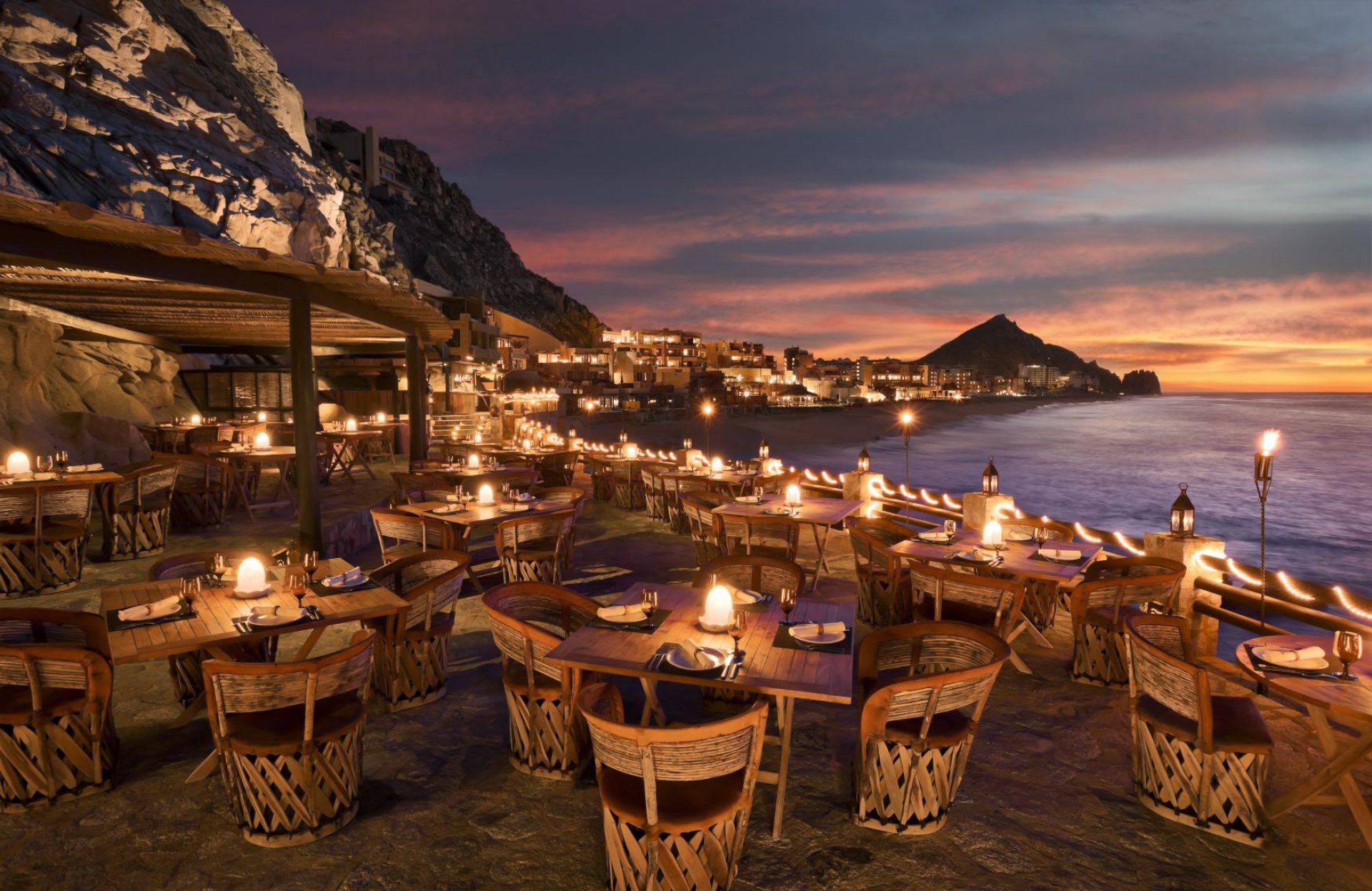 Tucked into the cliffs of The Resort at Pedregal and stocked daily with bounty from local fishermen, El Farallon is the most sought after dinner location in Los Cabos.