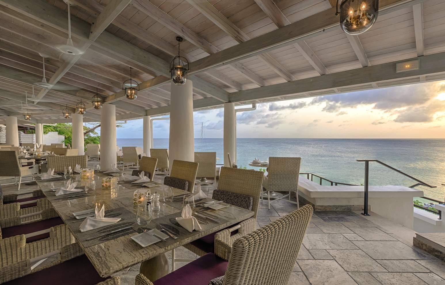 Trellis offers the ultimate in island fine dining. Enjoy beautifully crafted, traditional French cuisine in an elegant bistro setting. You'll also discover a tempting display of local catch and fresh lobster.