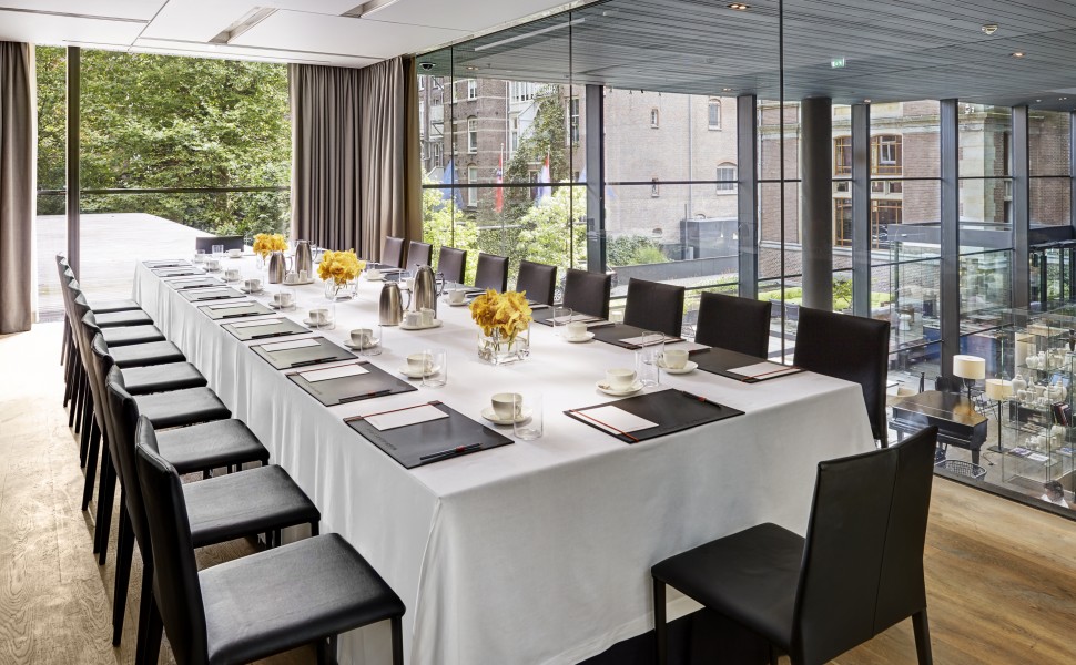 The hotel’s six meeting and events rooms offer excellent personalized service, leading-edge technology and exquisite design to satisfy every requirement, for every occasion.