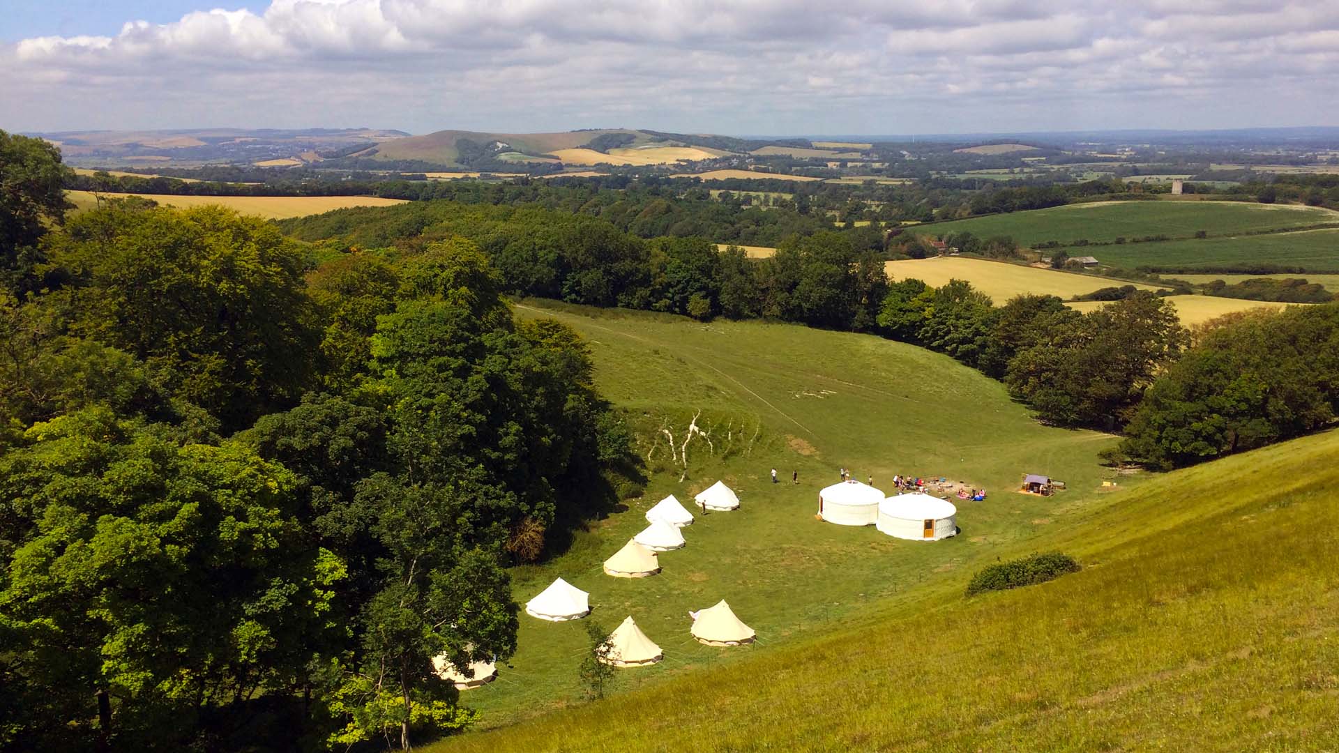 We can accommodate a wide variety of wedding requirements and have a range of options available for parties of any size.