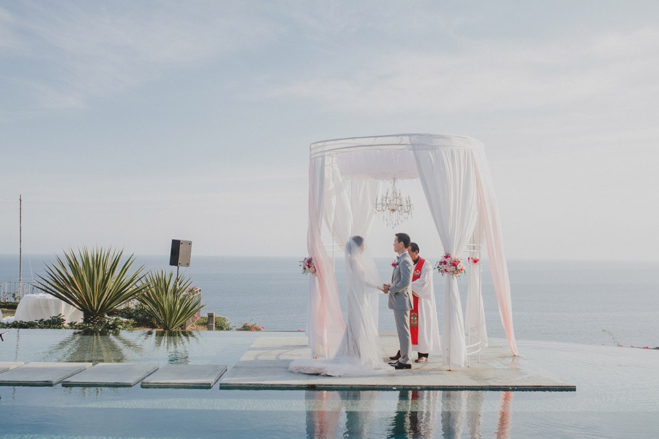 Surrounded by exotic Balinese garden and water features with a full view of the magnificent Indian Ocean.