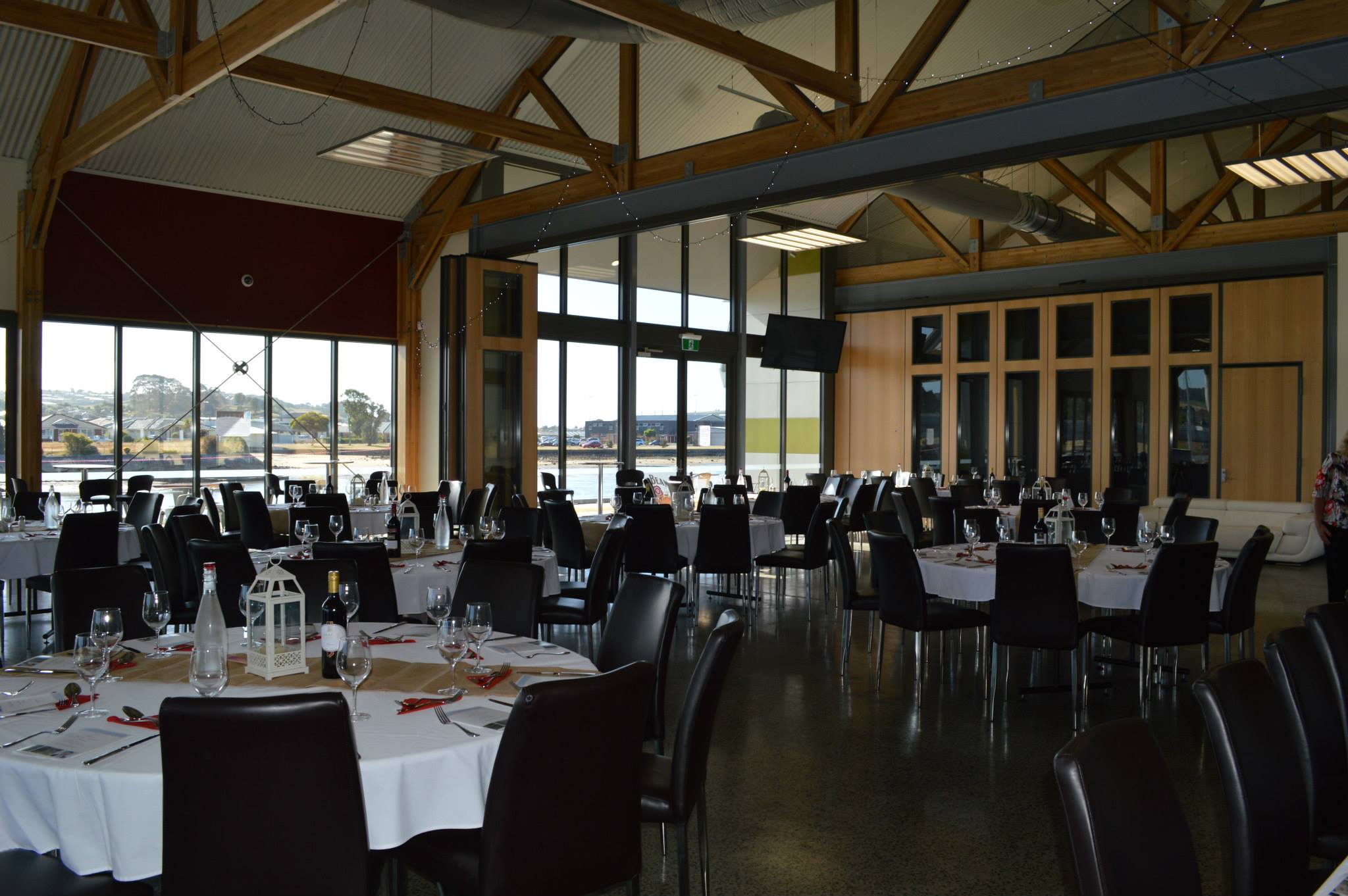Choose from one of our distinctively designed menus or ask us to tailor a menu to suit your event.