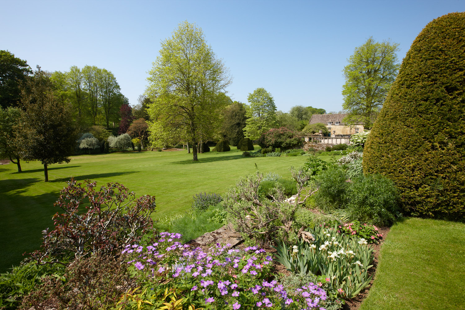The Croquet lawn makes the perfect pitch for a fabulous marquee for up to 300 people.
