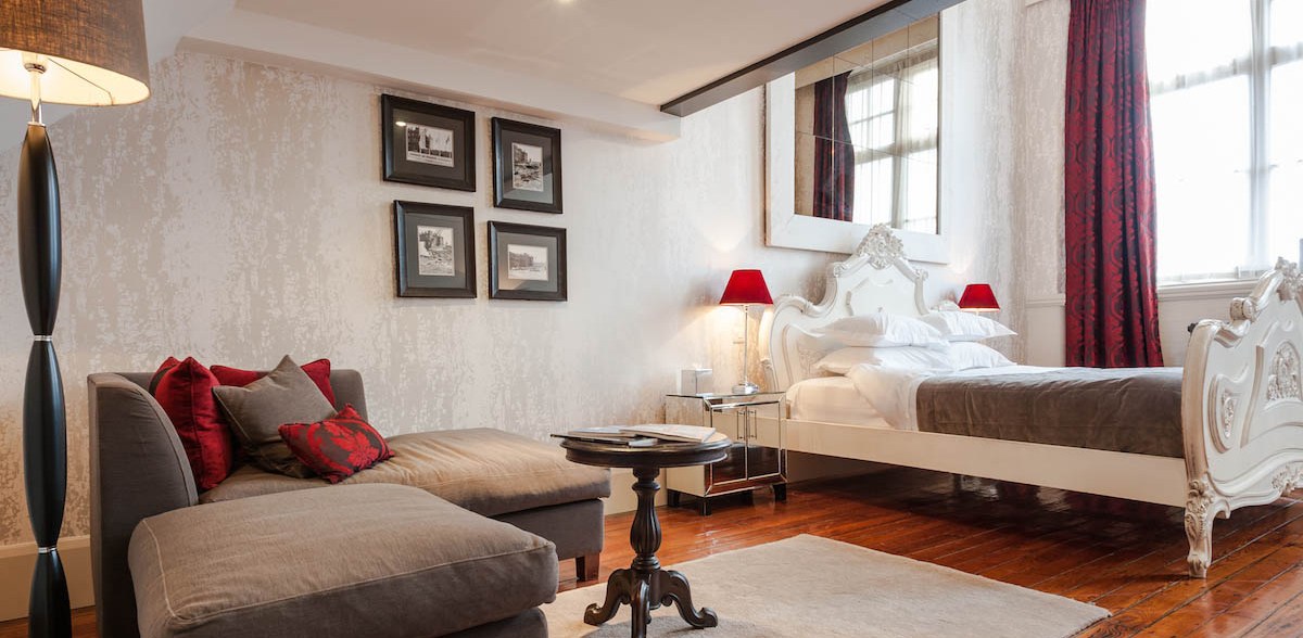 Amongst the many original features are the huge windows flooding in an abundance of natural light.