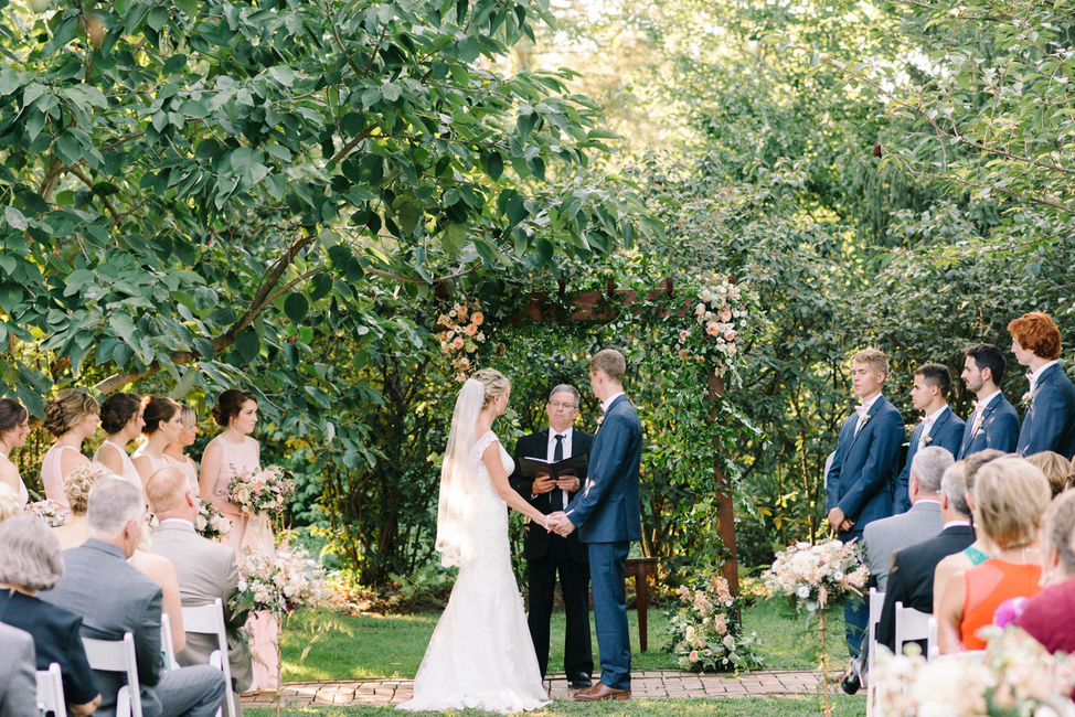 Fernbrook is the perfect setting for all celebratory events featuring natural yet sophisticated amenities, customized cuisine, and dreamscape grounds that can accommodate up to 1,000 guests per day.