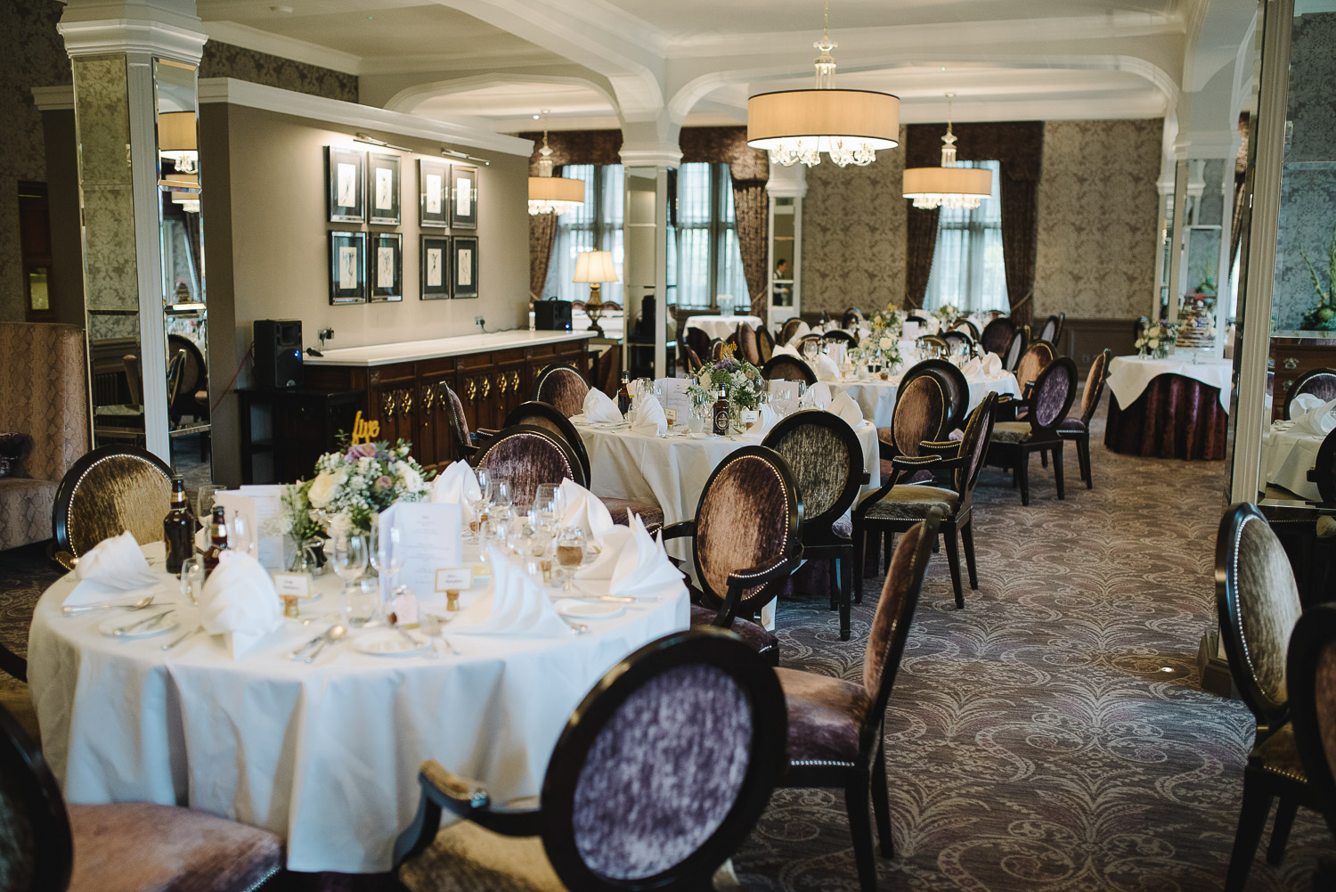 The ambience lends itself well to dapper tailoring and a fancy frock so feel free to glam up and feel special for an evening of splendid food and wine.