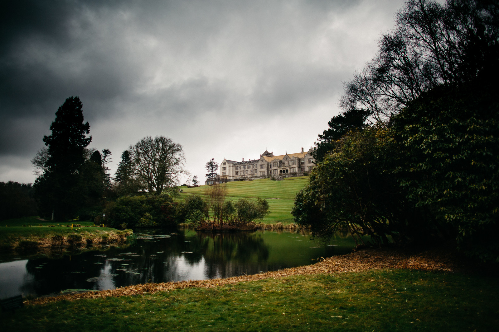 Bovey Castle is located on 275 acres of Dartmoor National Park, Devon, England, the Castle overlooks the beautiful Edwardian gardens and meandering championship golf course set in the valley of the River Bovey.