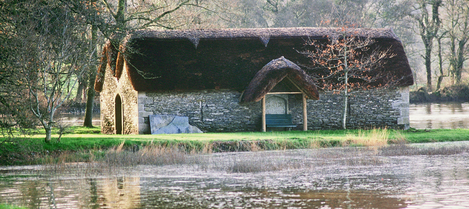 The Boat House is an 18th Century building in the picturesque manner.