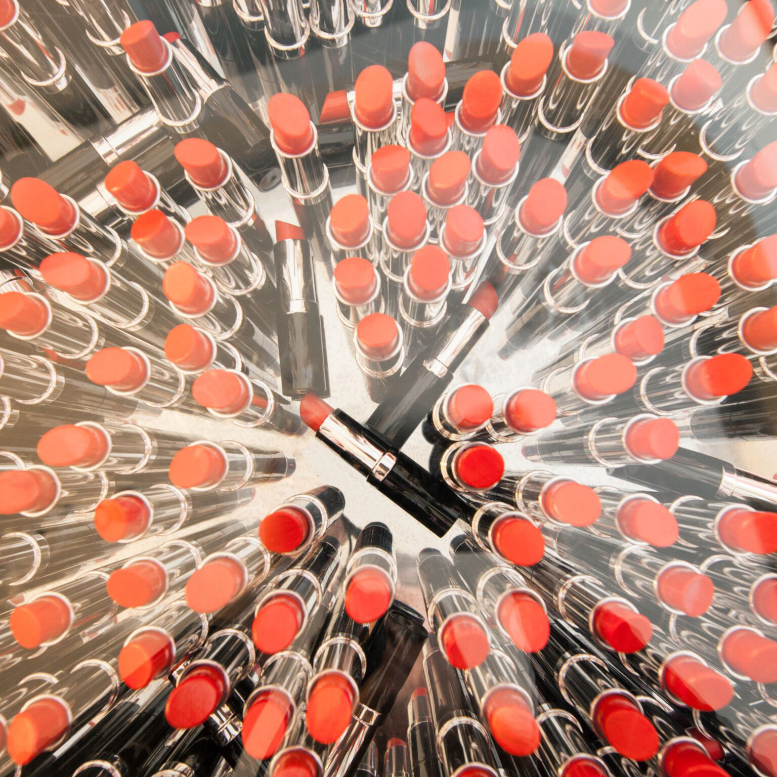 Lipstick Table