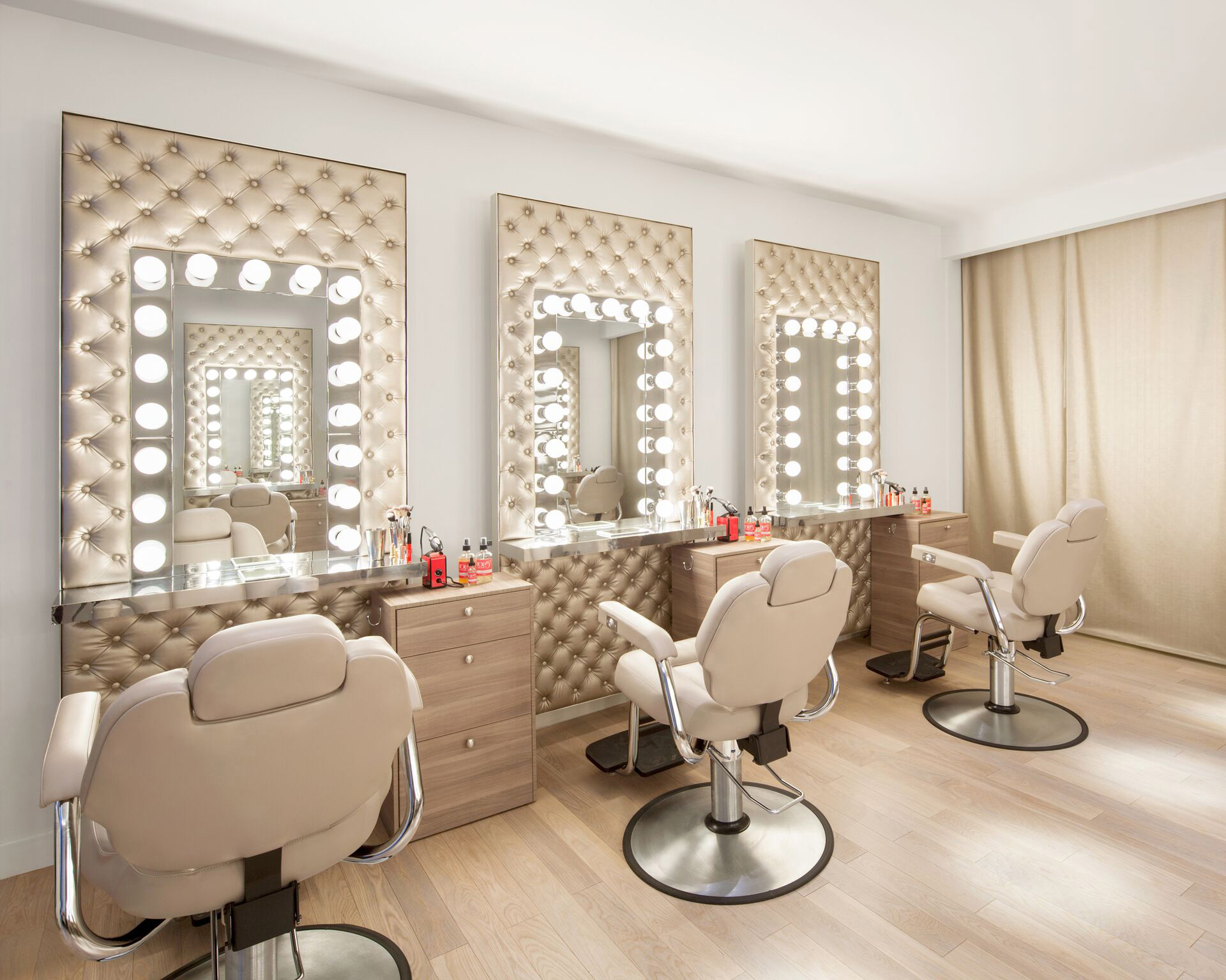 Makeup Station