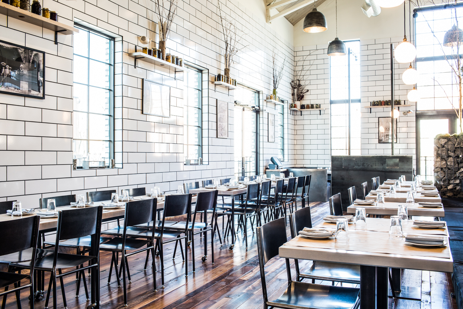 Butchertown Hall offers its guests warm hospitality in a casual, yet inspiring setting.