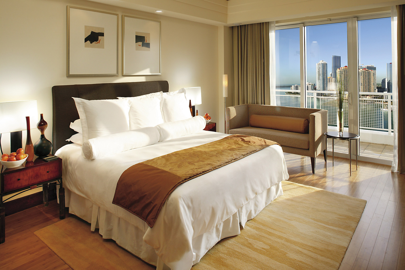 Blending elegant Oriental touches with chic Miami influences, this spectacular suite offers privacy, luxury and exquisitely designed accommodation.