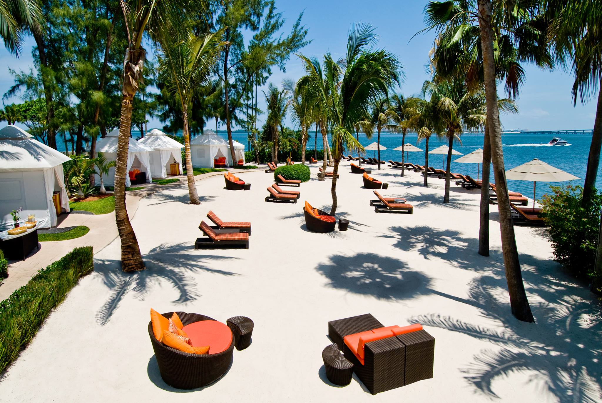 From our secluded Brickell Key setting, our 295 stylish rooms, 31 spacious suites, renowned gourmet restaurants and world-class spa, Mandarin Oriental, Miami aims to delight and surprise.