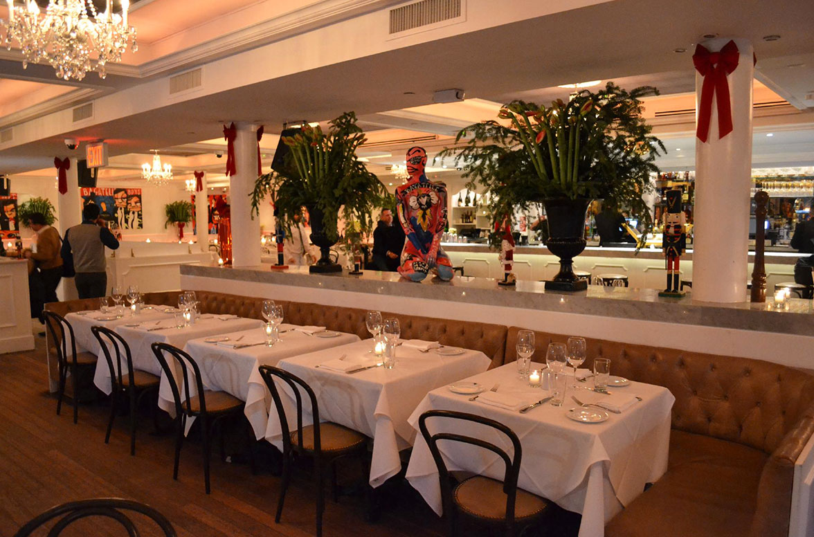 The main dining area of our New York location can accommodate up to 175 for a seated dinner and 325 for cocktails.