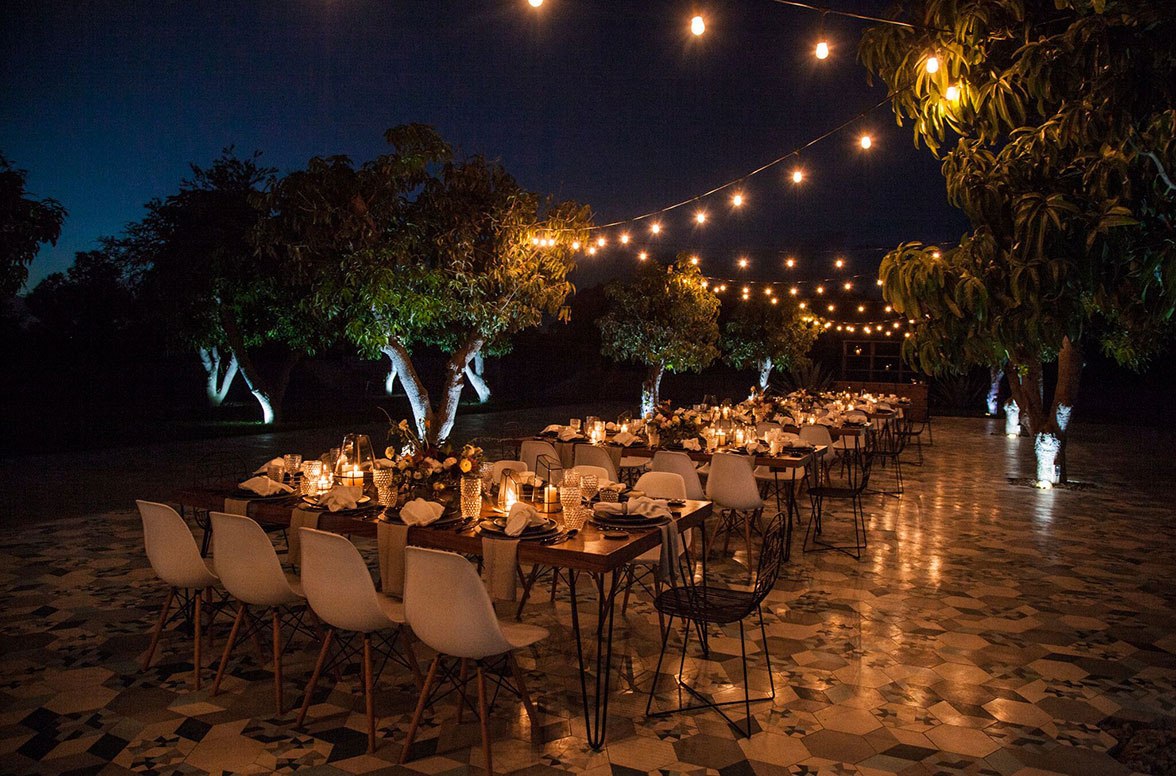 Max Capacity: 500 guests seated - 700 standing reception