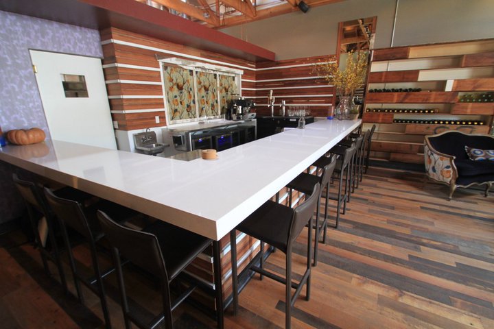 Bar,