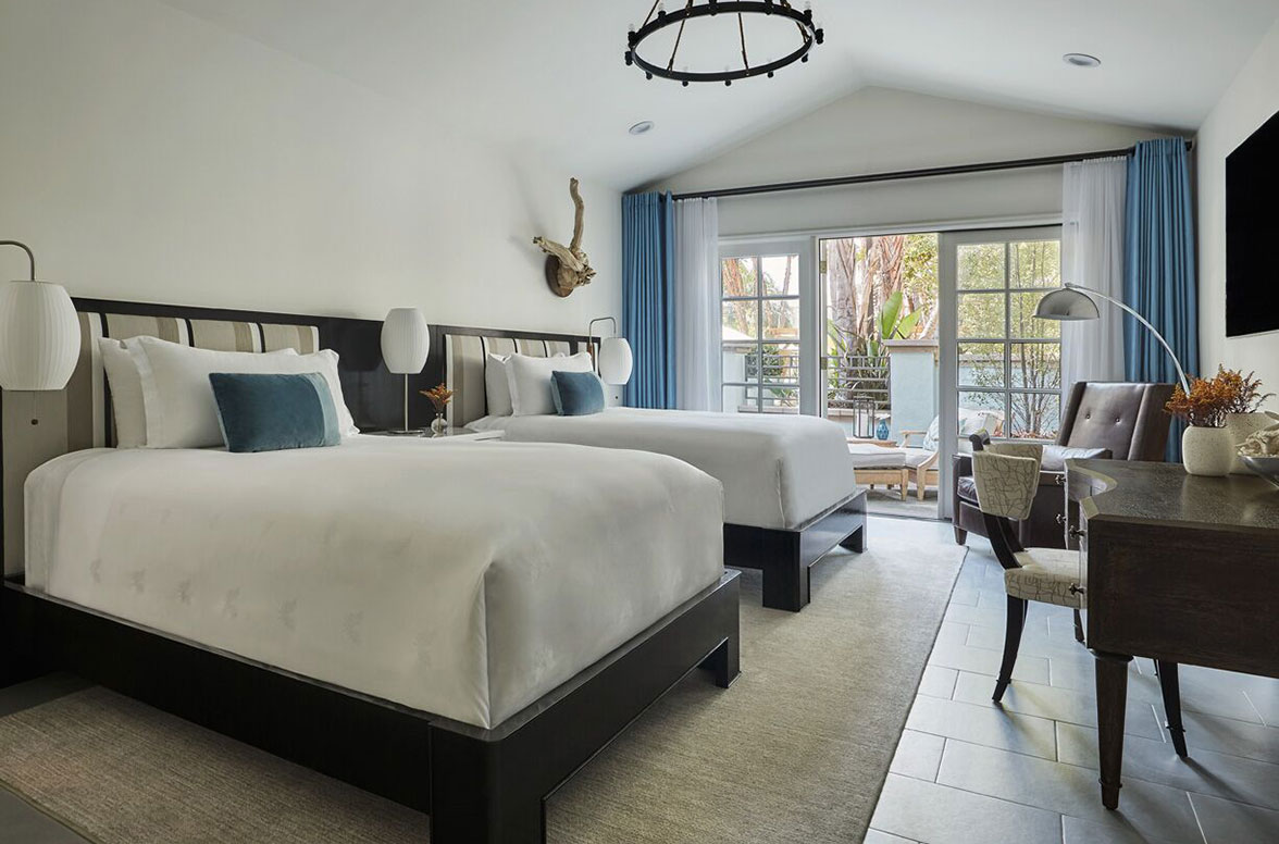 Every member of Fairmont Miramar team is devoted to providing you with an unrivaled level of service that is both efficient and unobtrusive during your Santa Monica vacation for business or pleasure.