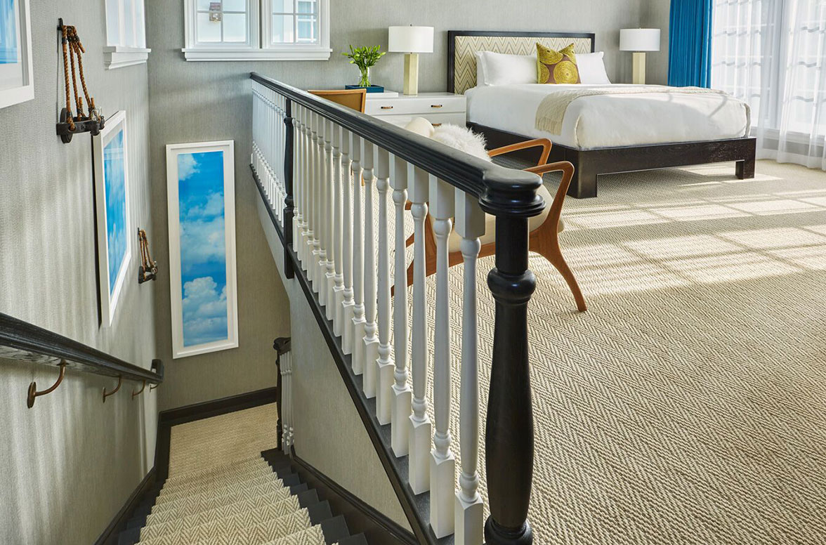 Stairs leading up to the bedroom.
