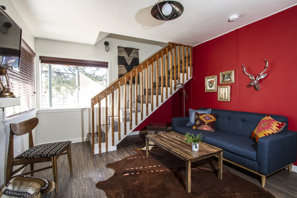 3 Bed, 2 Bath (Cabins 8 & 11) 2 Bed + Loft (Cabin 10)