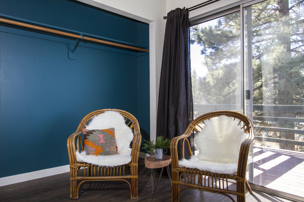 3 Bed, 2 Bath (Cabins 8 & 11) 2 Bed + Loft (Cabin 10)