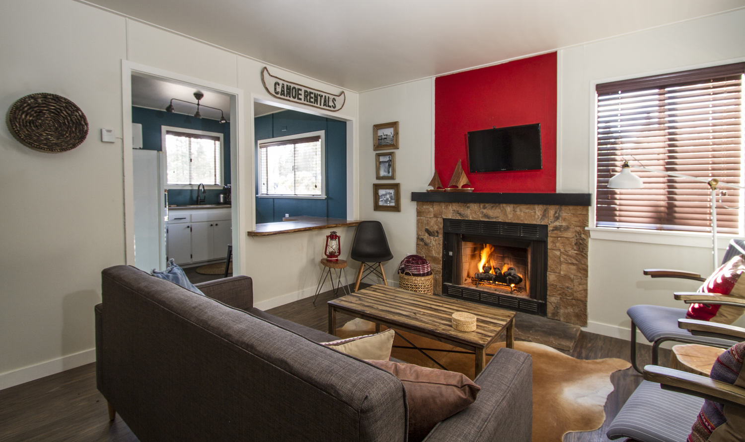 3 Bed, 2 Bath (Cabins 8 & 11) 2 Bed + Loft (Cabin 10)