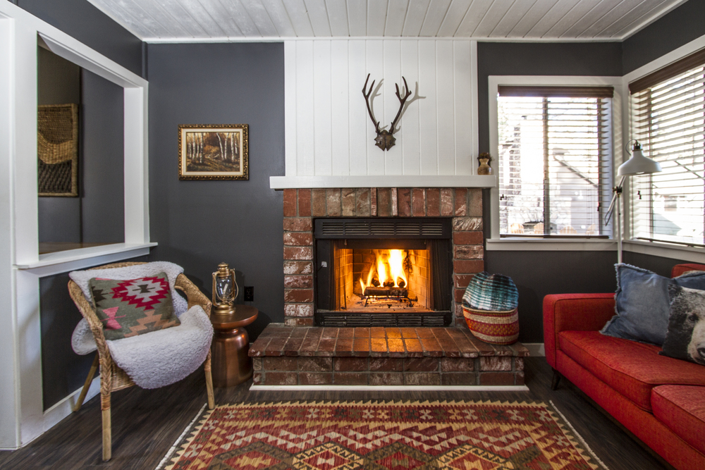 1 Bed + Loft, 2 Bath