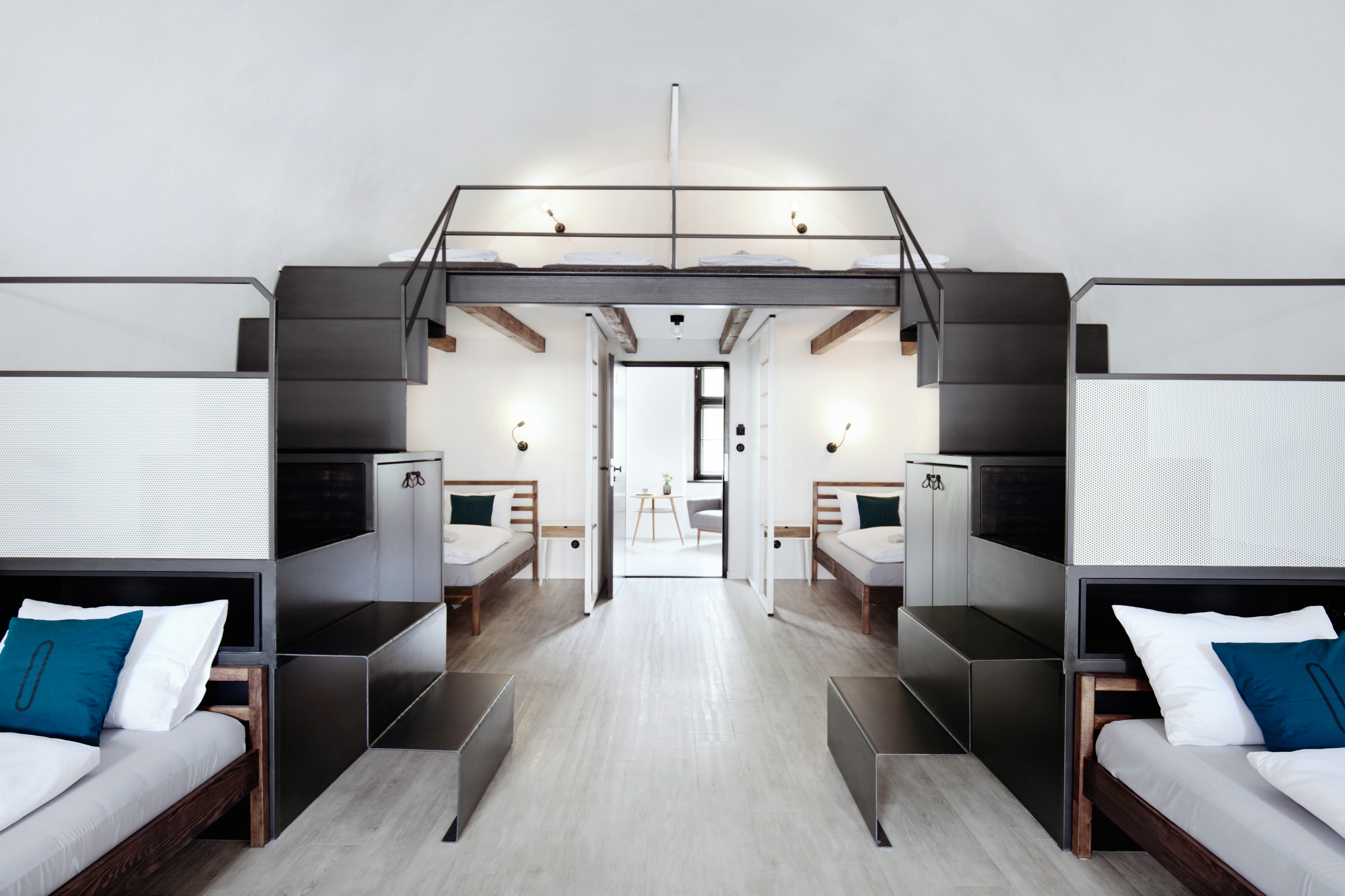 8 Dorm