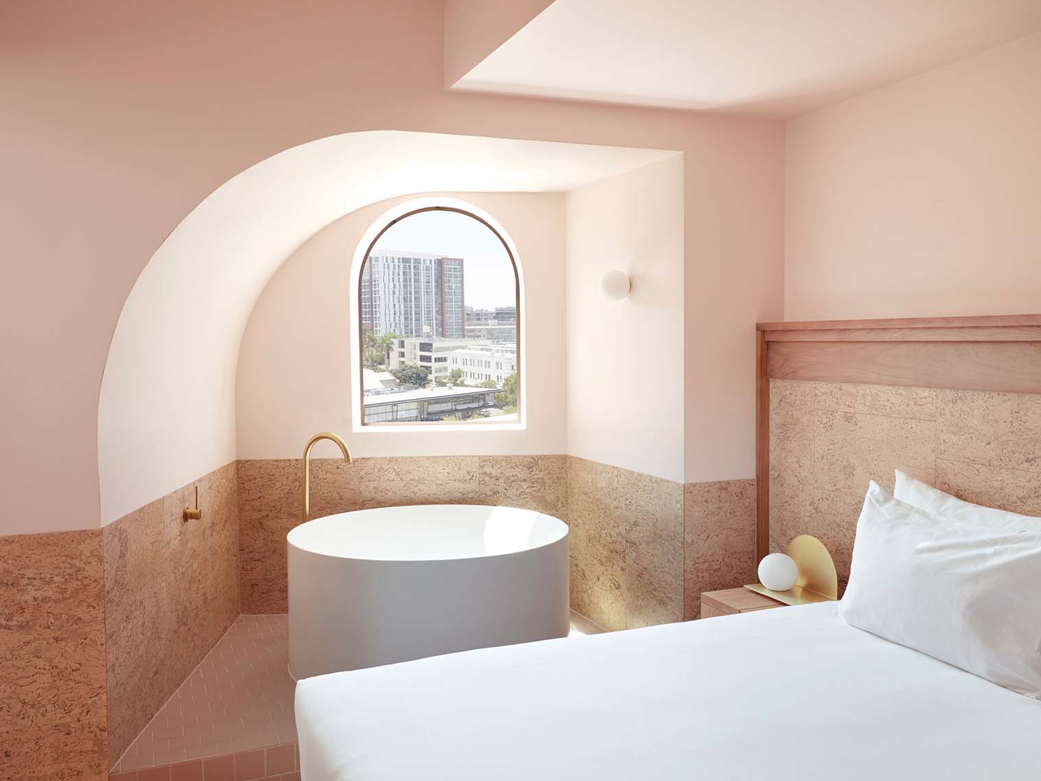 Beautiful Bathtubs Around the World You Can Actually Visit