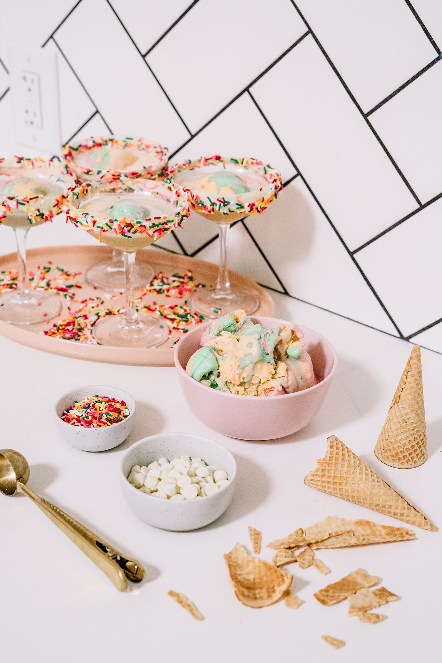 Host a Boozy Ice Cream Social with This Easy Champagne Float Recipe