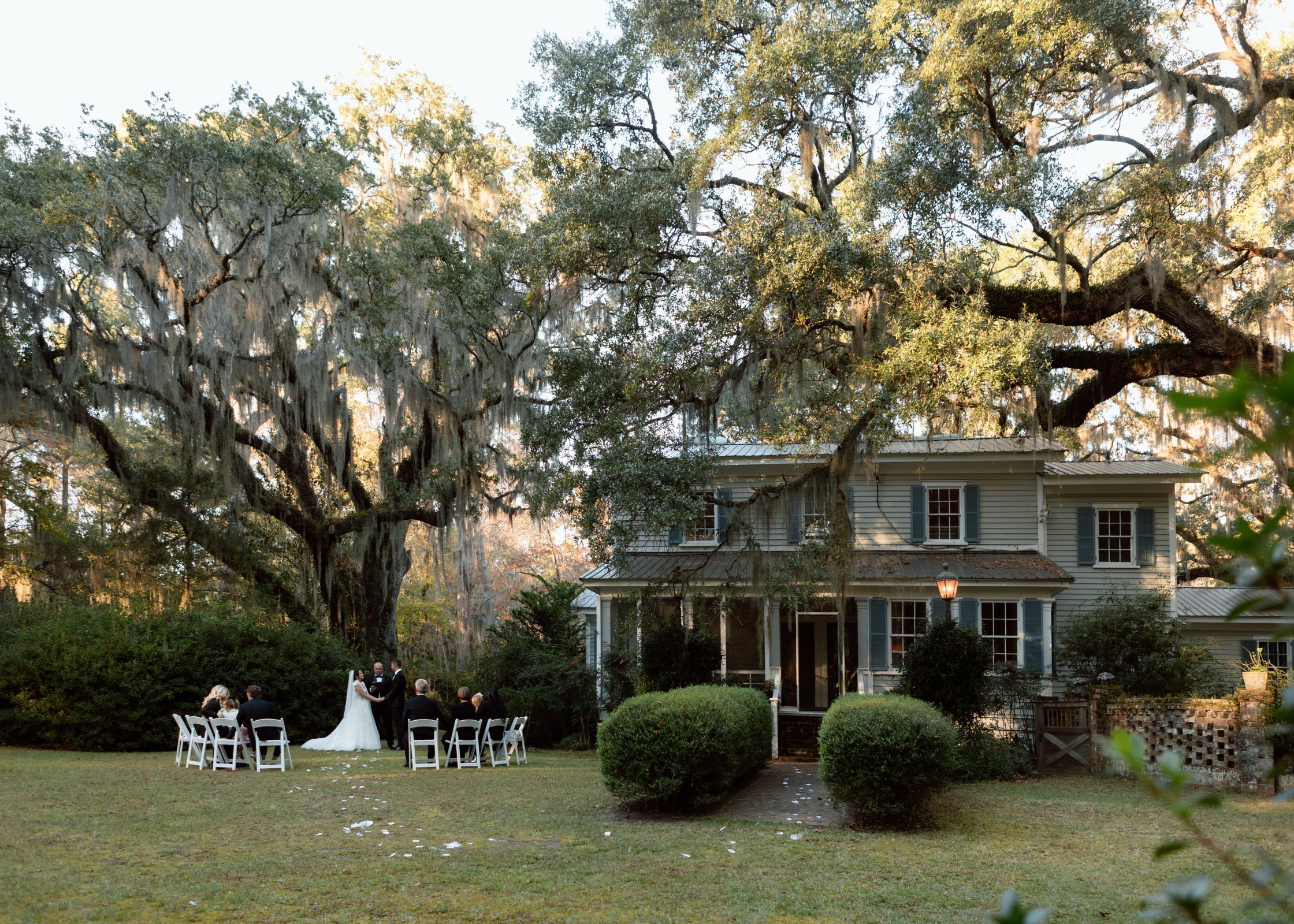 Wicklow Hall Has Spanish Moss, Powder Blue Rooms, and Your Wedding Weekend Covered