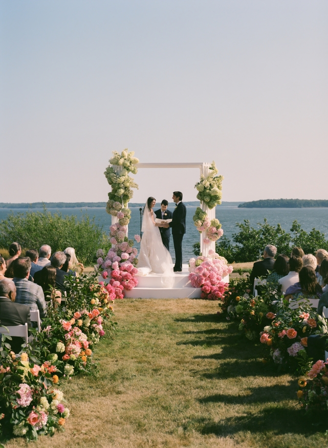 Where Fall Meets the Atlantic: The Maine Estate Defining Coastal Weddings